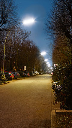A iluminação da Iluminação Philips cria uma atmosfera segura nos parques de estacionamento da Asklepios Klinic St. George