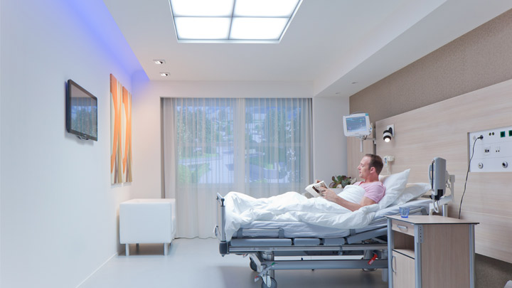 O HealWell da Philips Lighting é um sistema de iluminação de quartos dos pacientes completo que melhora a experiência do paciente