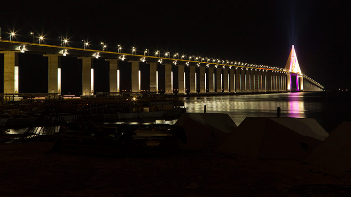 Ponte de Manaus inteira